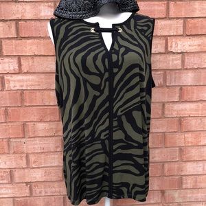 Liz Claiborne top XL Khaki green black zebra print Gold grommets Sleeveless EUC